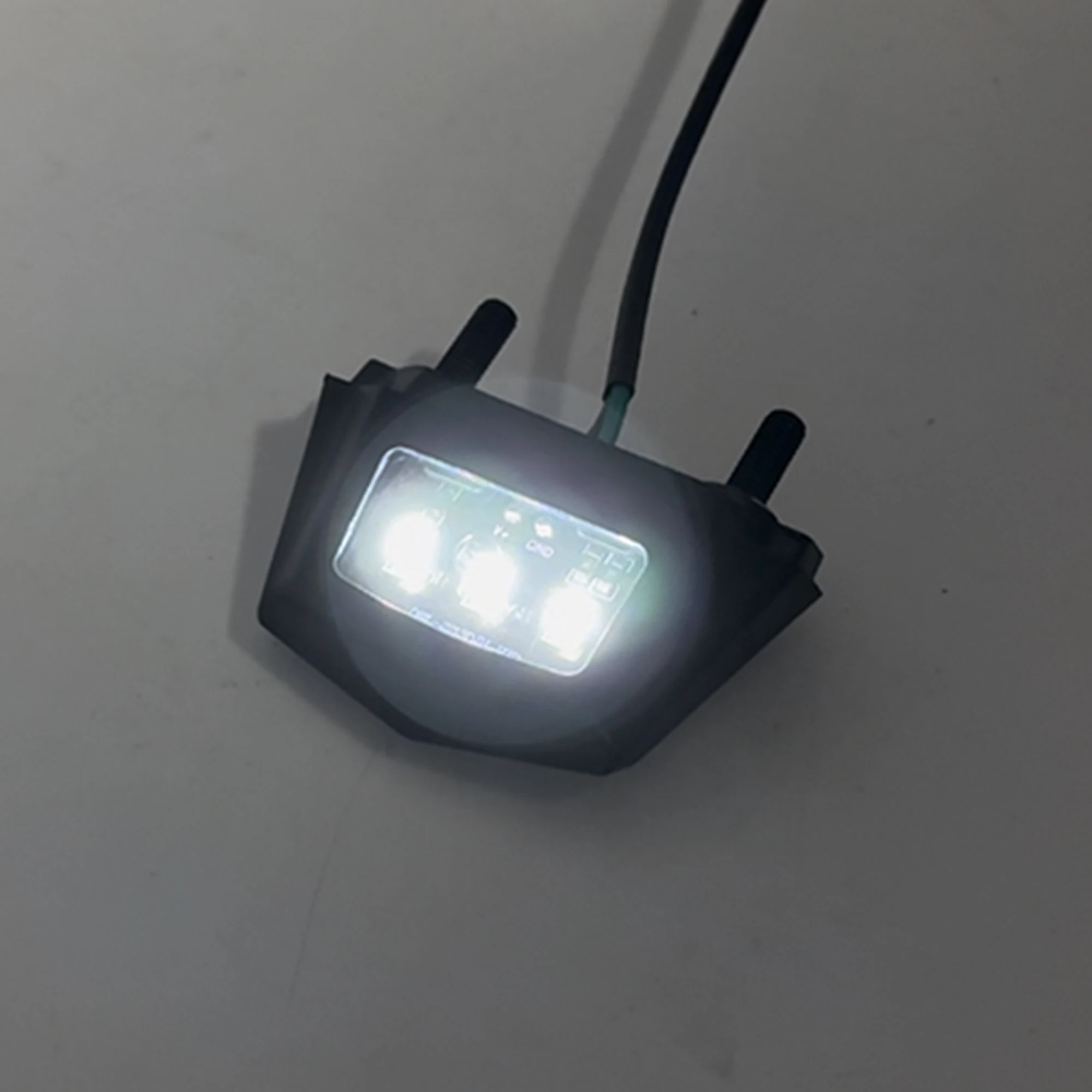 Portaplaca matrícula LED 12V KTM Motocross – Soporte luz trasera - imagen 4