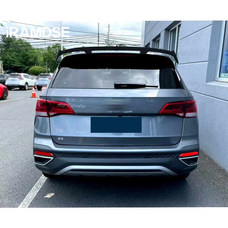 Alerón tipo ala TE negro brillante para VW Tharu 2019-2023 ABS - imagen 2