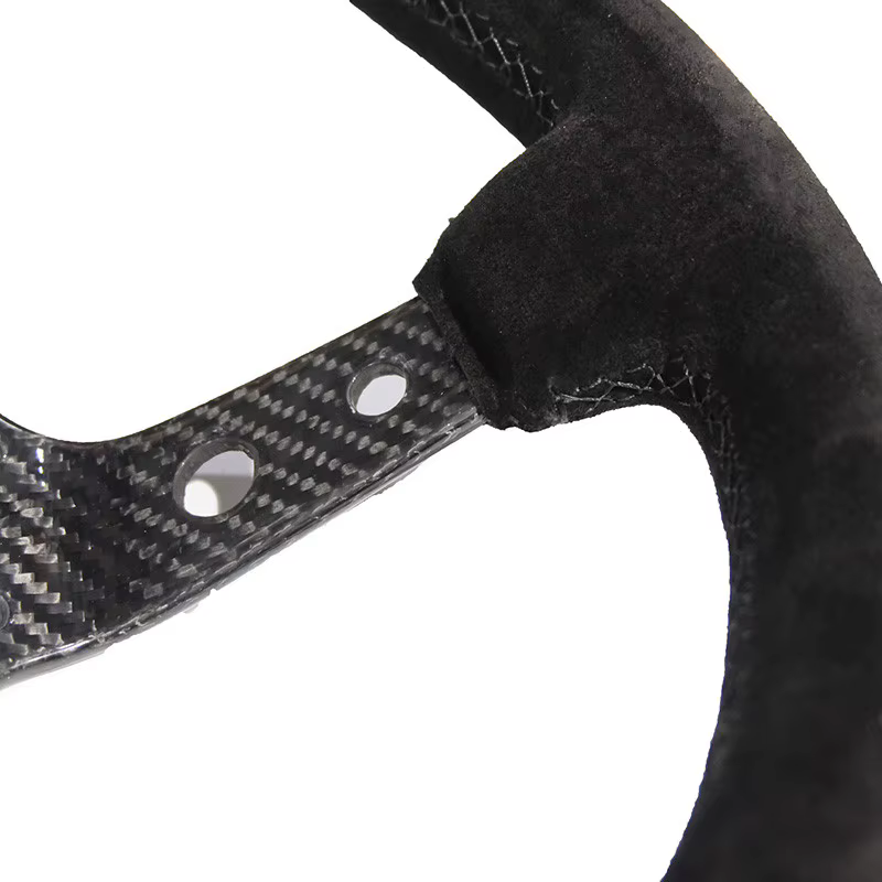 Volante deportivo universal de gamuza con soporte de fibra de carbono - imagen 3