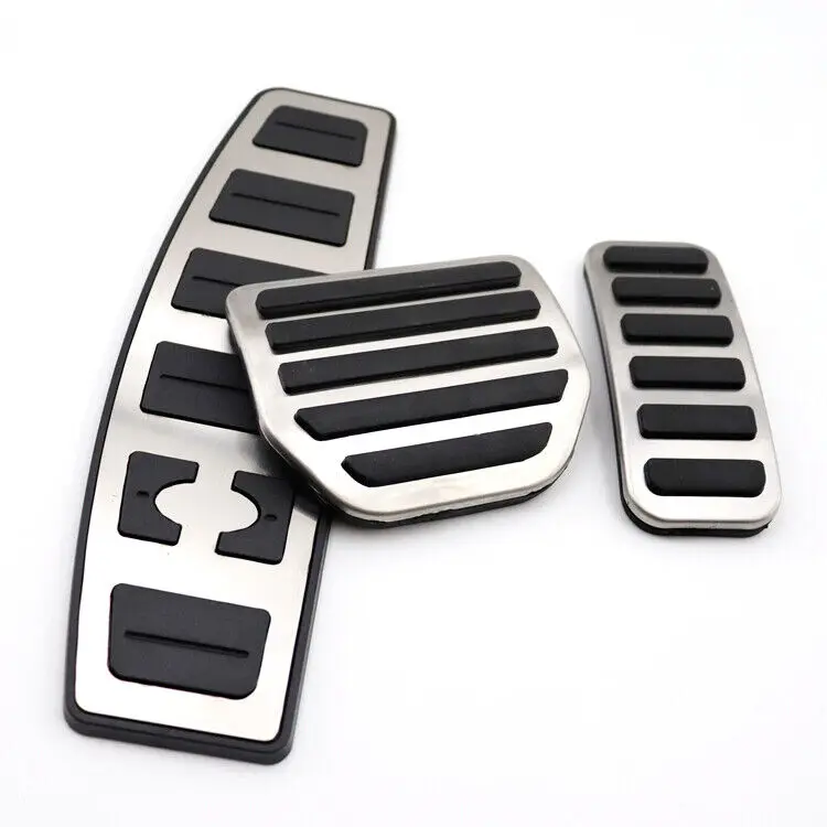 Pedal acelerador cubierto