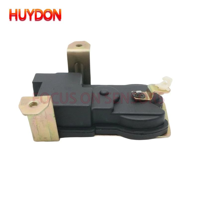 MB669753 Actuador cerradura puerta trasera Mitsubishi Pajero Montero