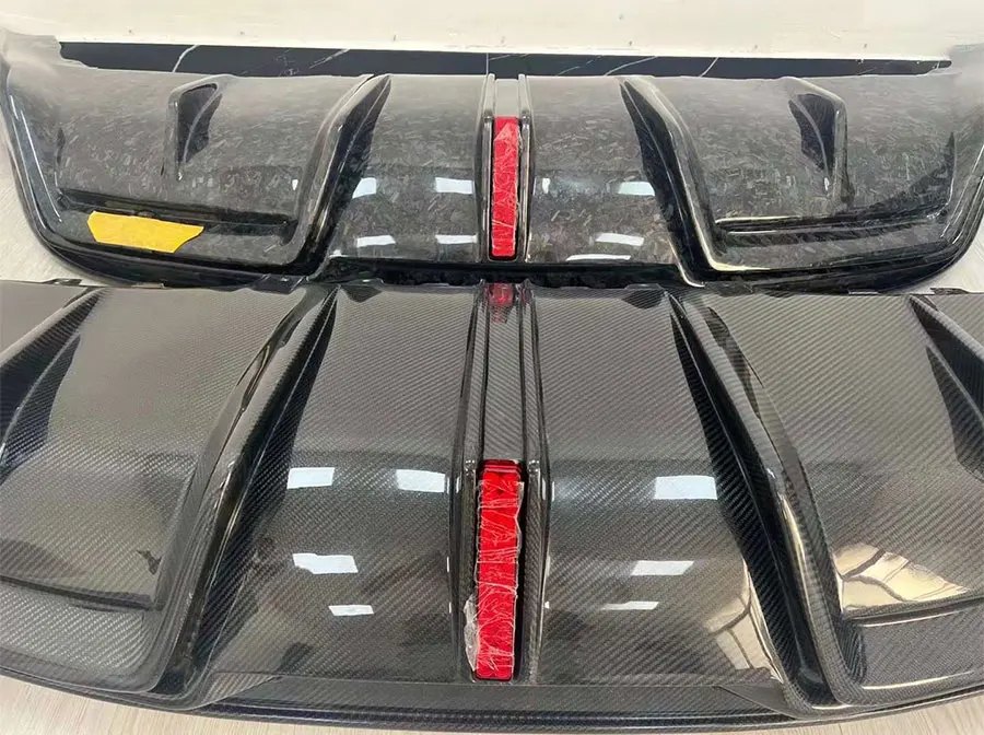 Difusor trasero Tesla Model Y fibra de carbono