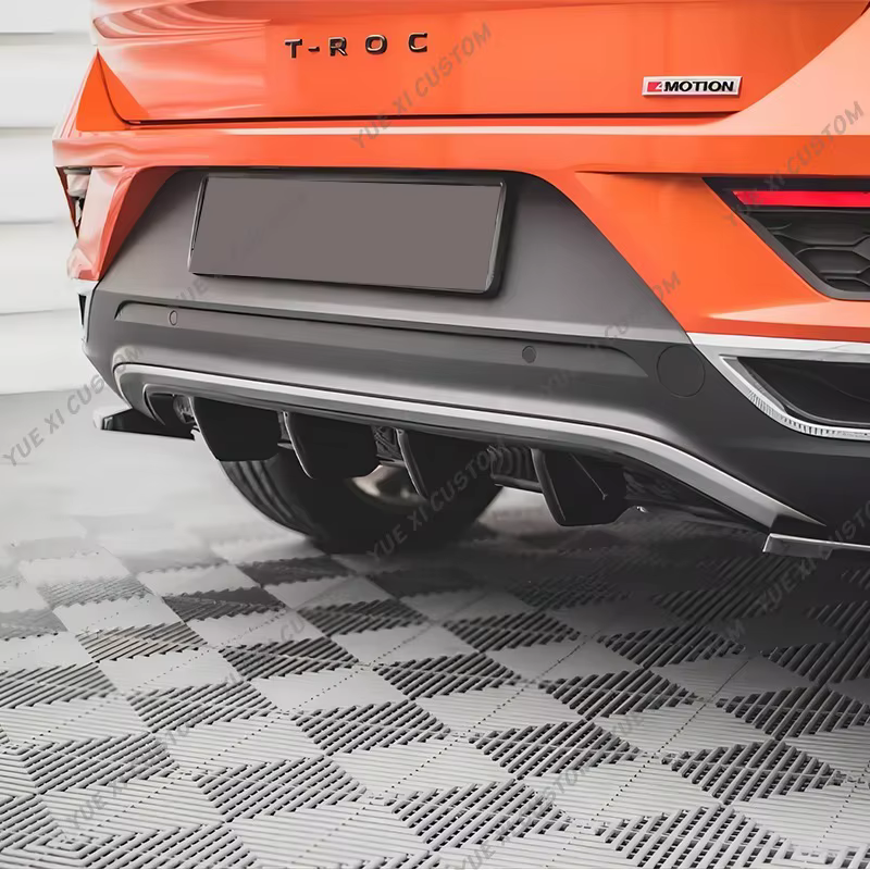 Detalle del diseño del divisor trasero para Volkswagen T-Roc