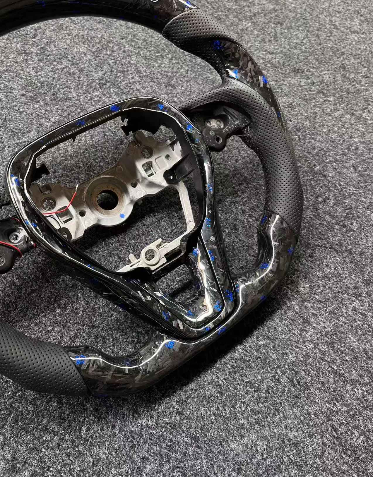Volante forjado azul fibra de carbono LED – Toyota Corolla Camry - imagen 3