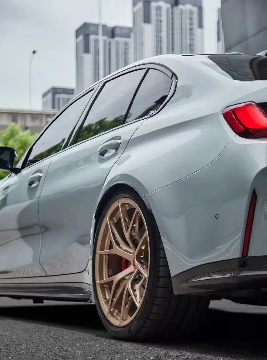 Llantas doradas personalizadas de 17 18 19 y 20 pulgadas, ruedas de aleación de aluminio forjadas con diseño de radios de platillo profundo ligero de resaca - imagen 5