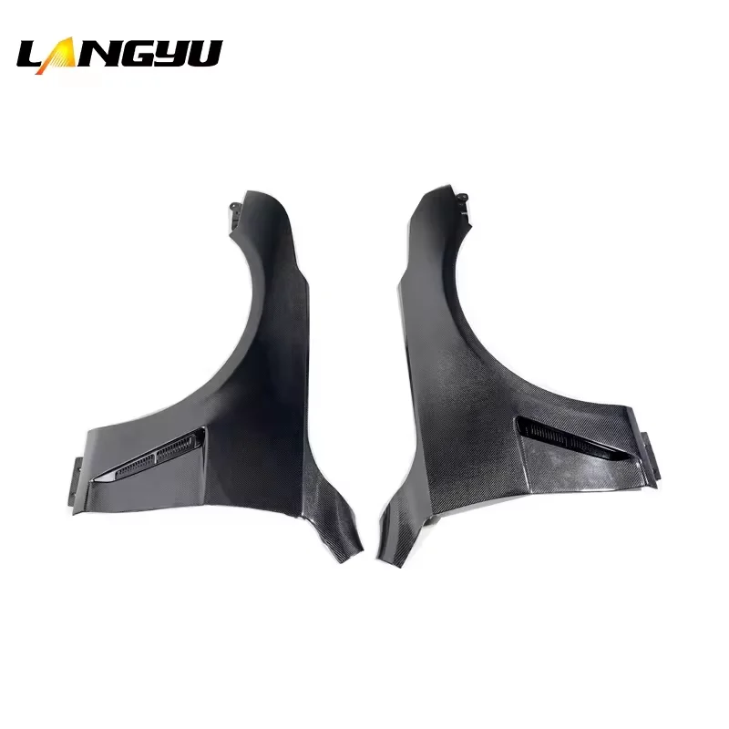 Guardabarros fibra de carbono Langyu para Cadillac CT4 2019 frontal - imagen 2