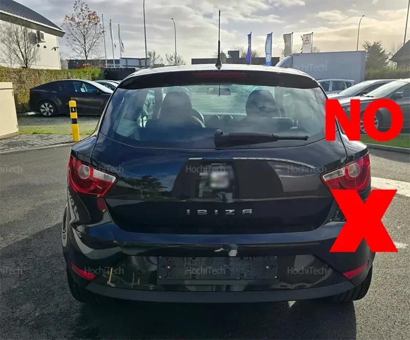 Escobilla trasera instalada en la puerta del Seat Ibiza
