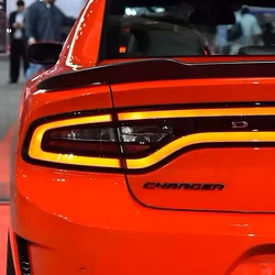 Pilotos traseros LED dinámicos para Dodge Charger 2011-2014