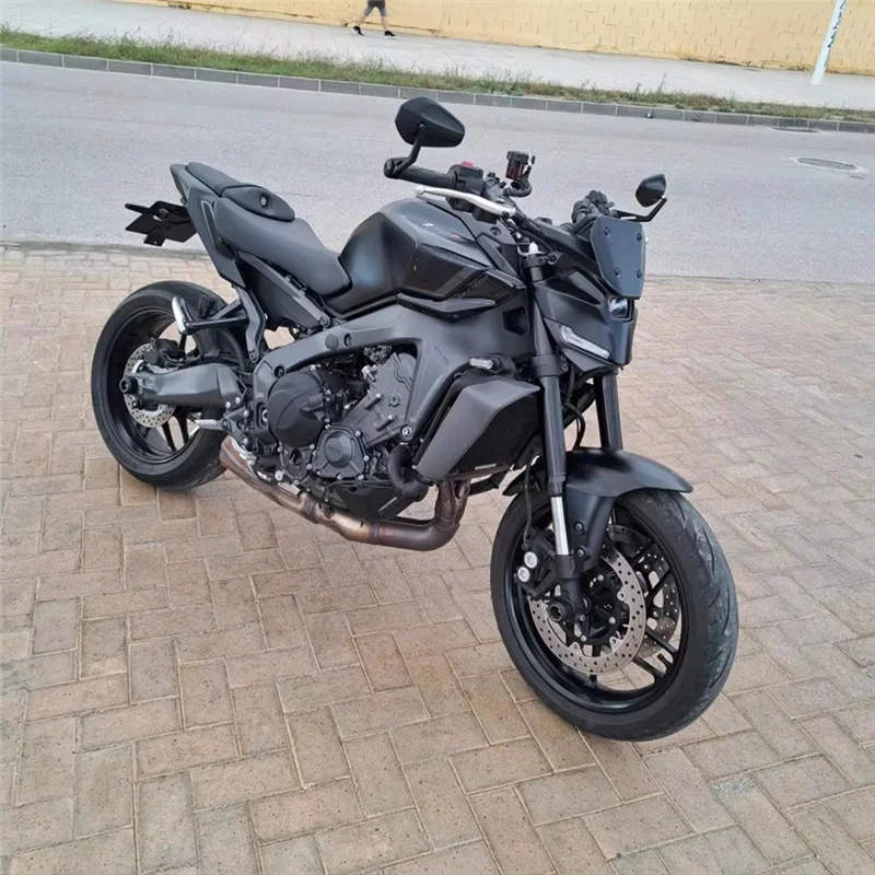 Parabrisas Yamaha MT09 SP 2024 con kit soporte - imagen 4