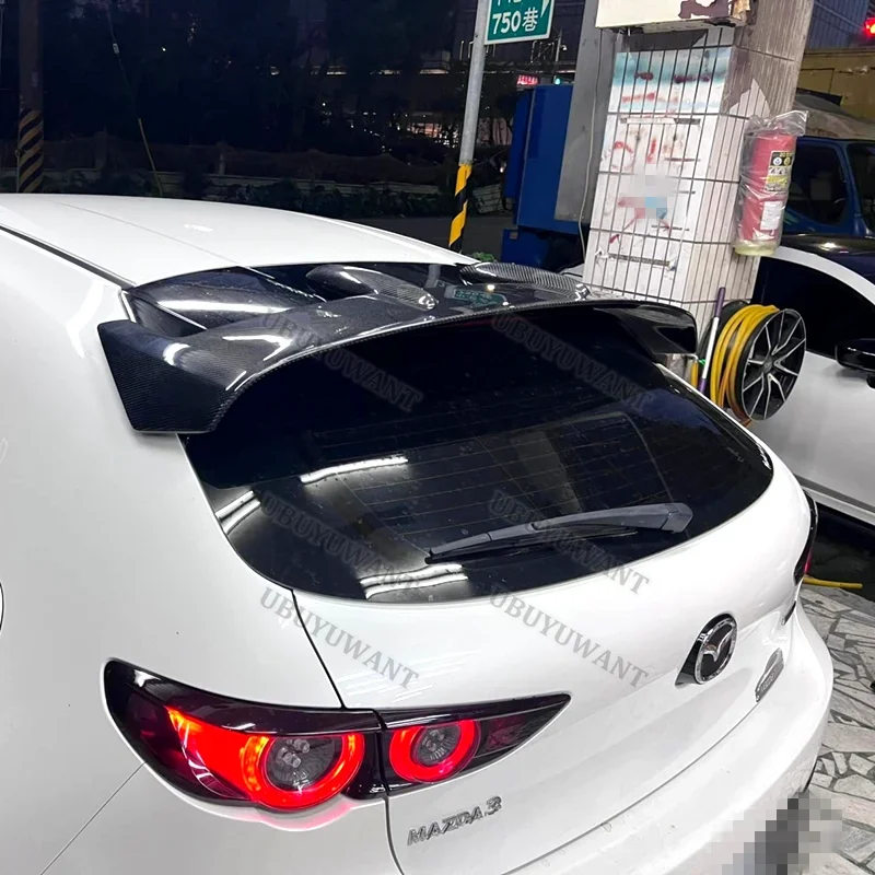 Ala trasera y difusor de fibra de carbono Mazda 3 Hatchback 2020+ - imagen 4