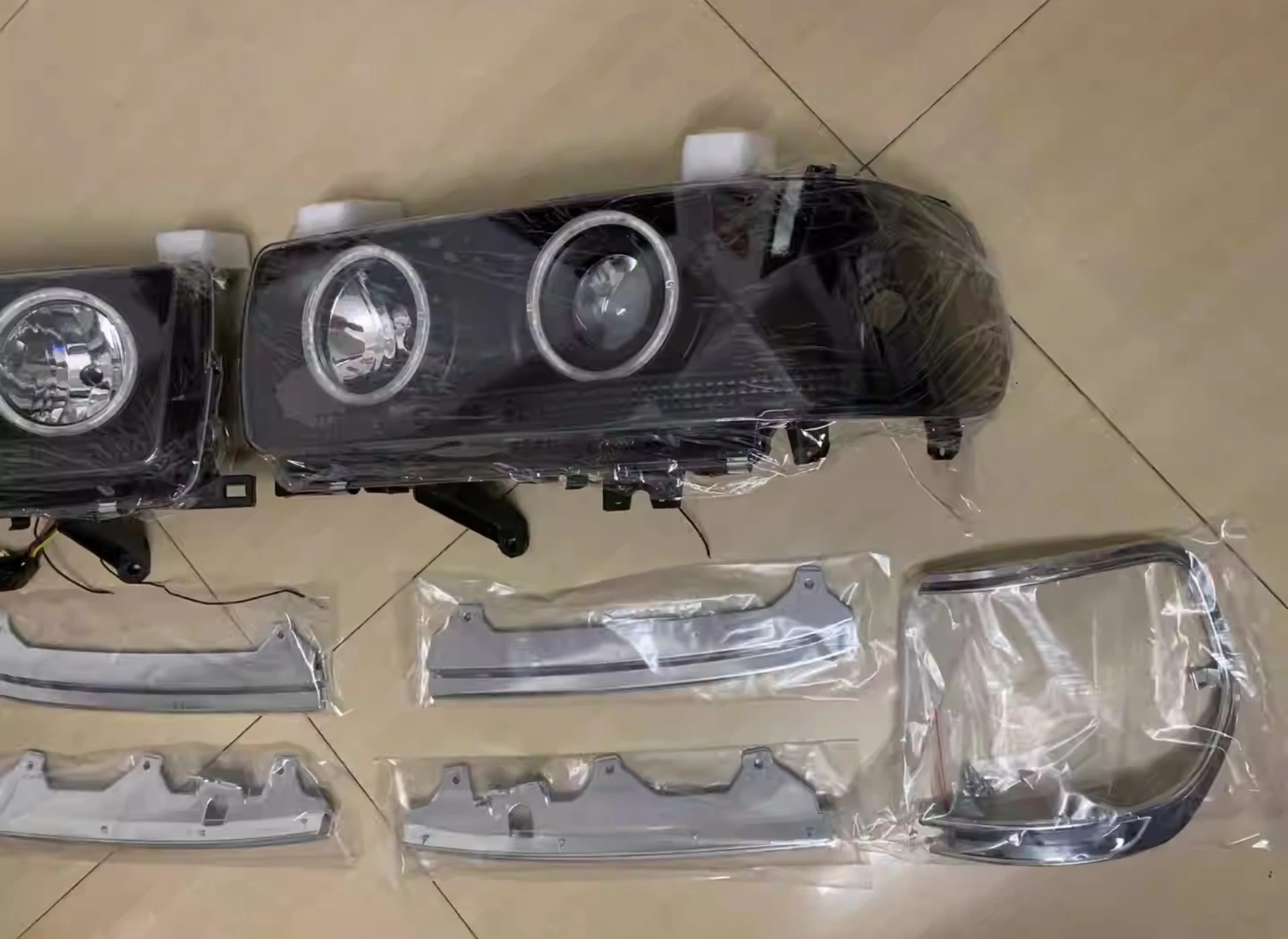 Instalación del faro delantero en Land Cruiser
