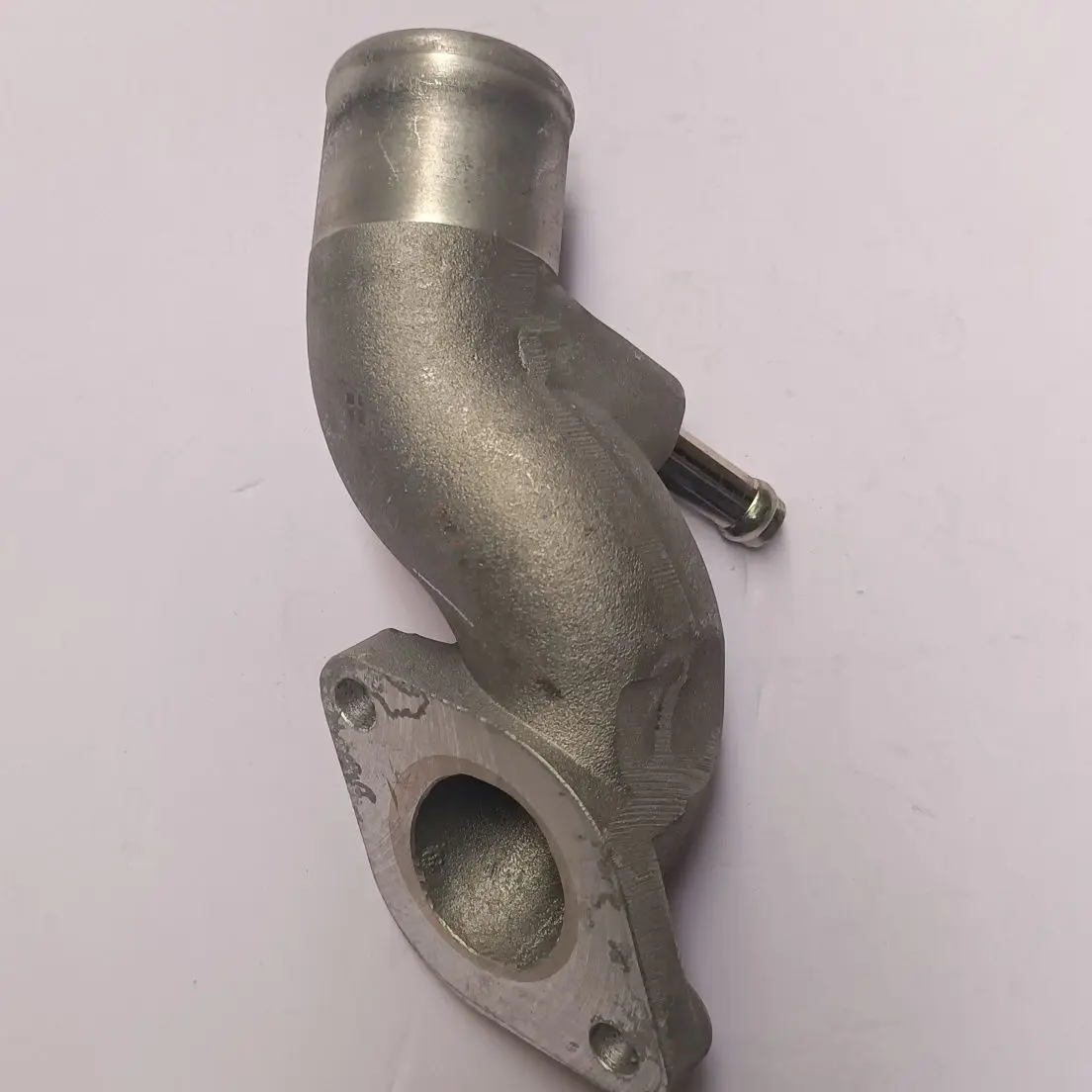 Tubería de agua de aleación para motor 465 1.0 L - imagen 3