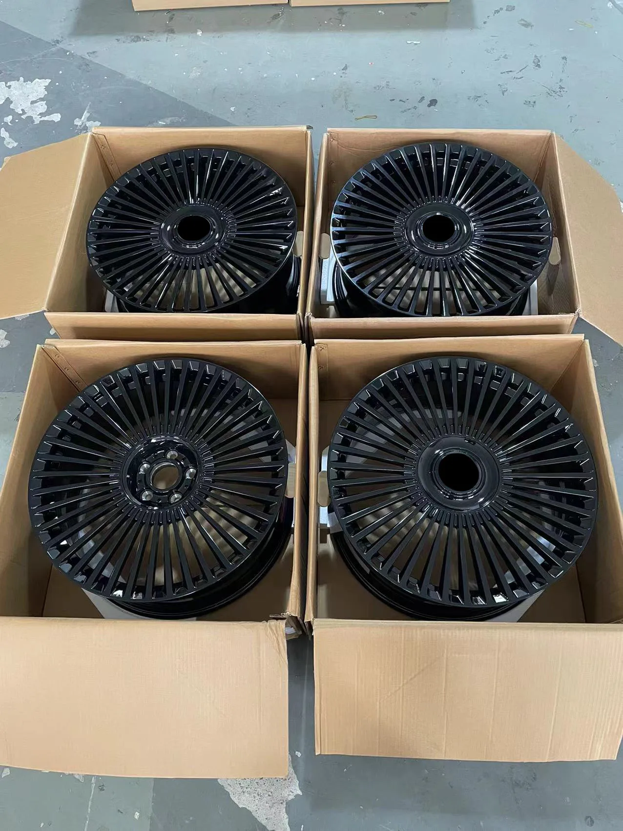 Llantas aleación forjada negra 5x120 20-24 – Range Rover, Rolls-Royce - imagen 3