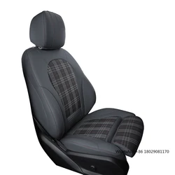 Cojín de asiento gris de tela para interior del coche