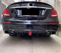 Mercedes E63 W213 Difusor trasero LED con puntas de escape en acero
