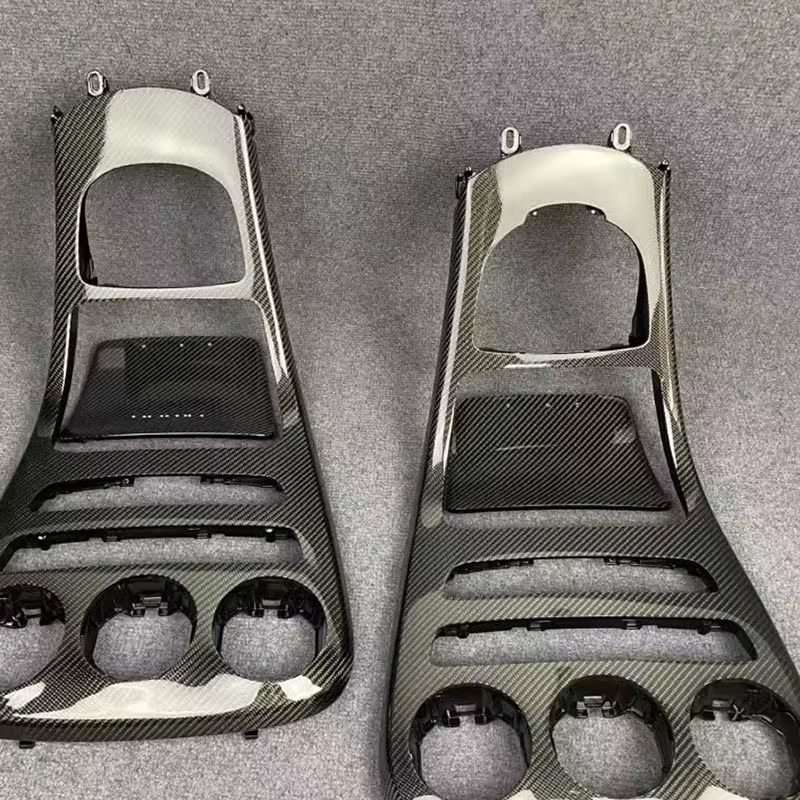Kit panel consola central fibra de carbono real – Mercedes Clase C W205 y GLC X253 - imagen 4