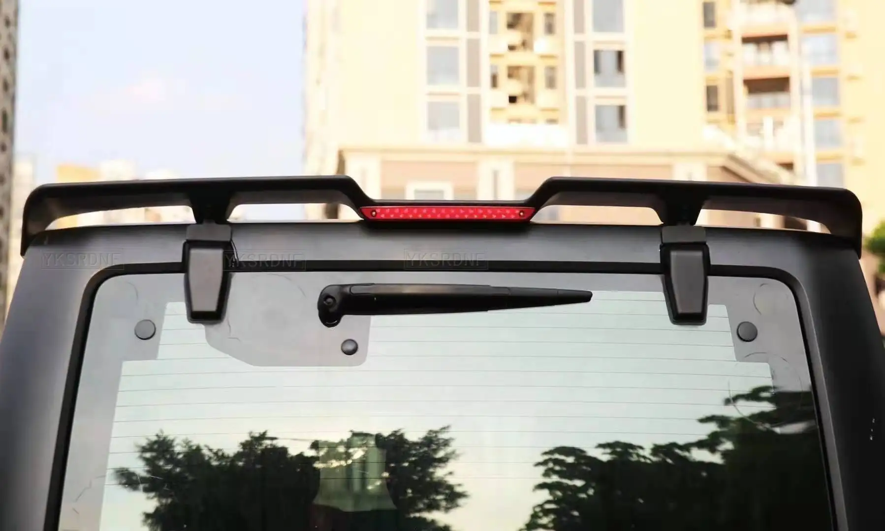 Alerón de techo Jeep Wrangler JK JL 2018-2024 luz freno integrada - imagen 5