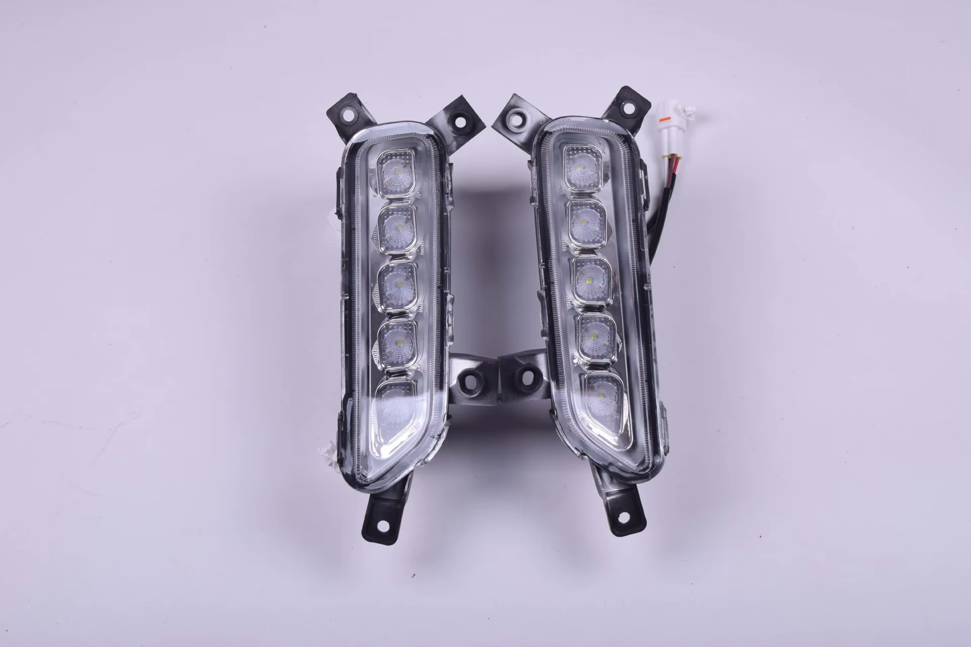 Acabado exterior de las luces LED VELOT