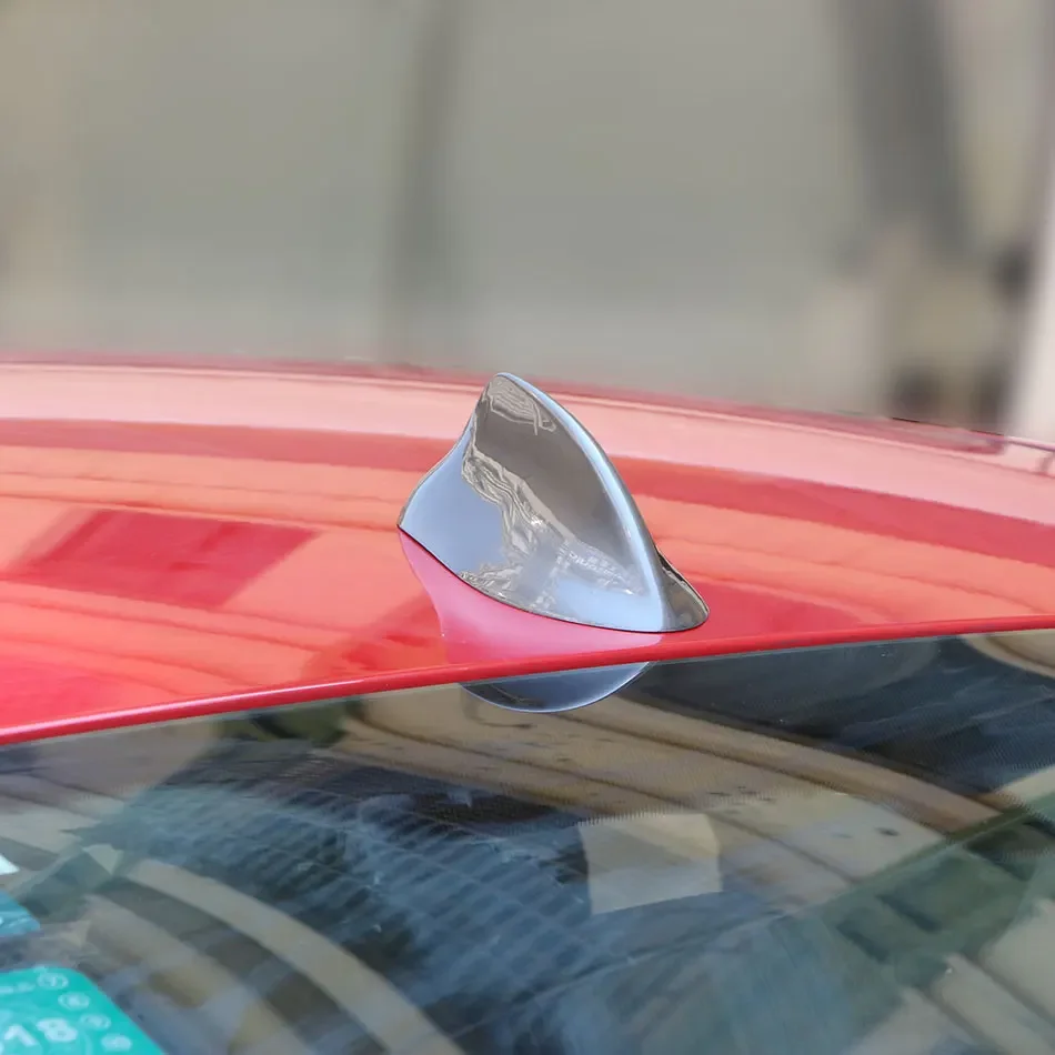 Cubierta antena aleta de tiburón Ford Fiesta y Focus - imagen 5