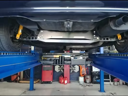 Brazo de control inferior trasero Honda Civic EK 96-00 subchasis - imagen 4