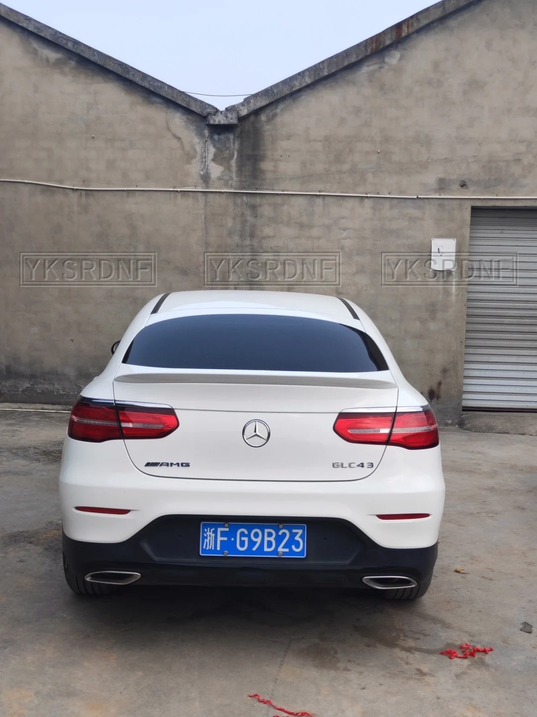 Alerón trasero AMG para Mercedes GLC Coupe C253 2016-2021 - imagen 3