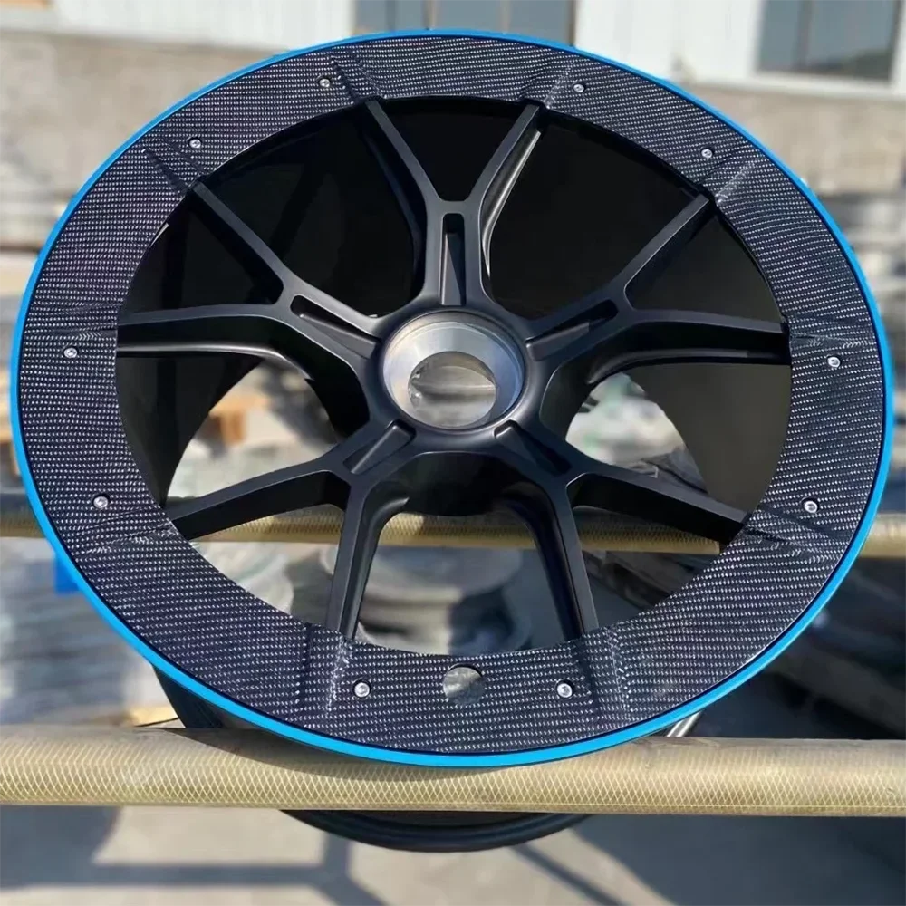 Llantas forjadas de aleación con aro fibra de carbono - imagen 4