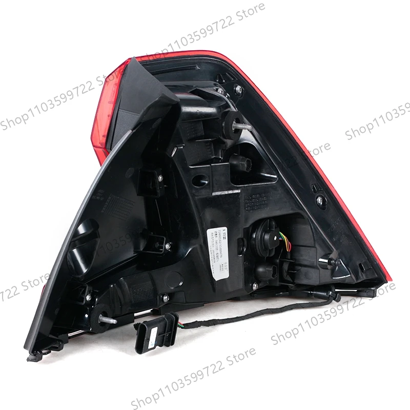Piloto de freno trasero Volvo S60 2020-2023 - imagen 5