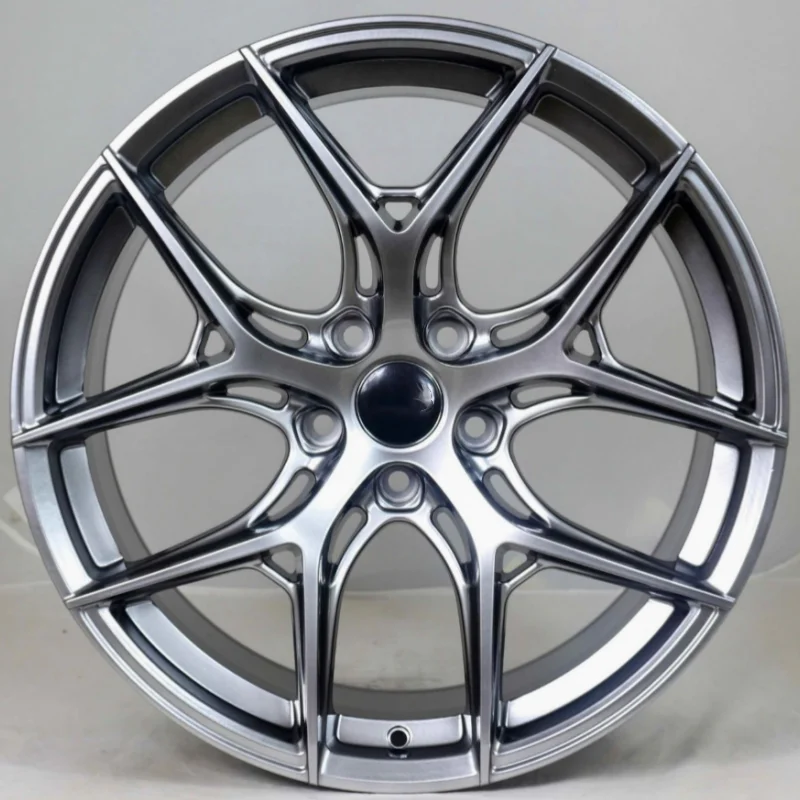 Vista frontal de la rueda XIEXU diseño flujo