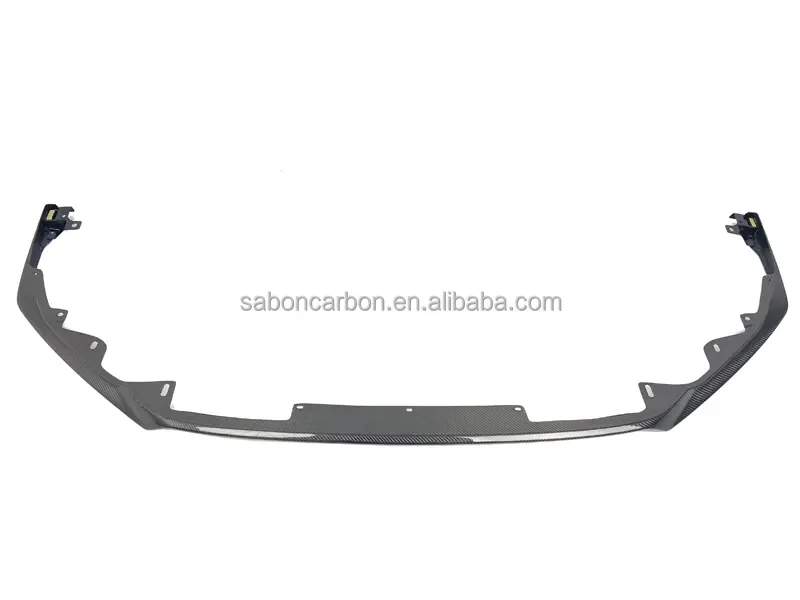 Acabado brillante del labio frontal de fibra de carbono