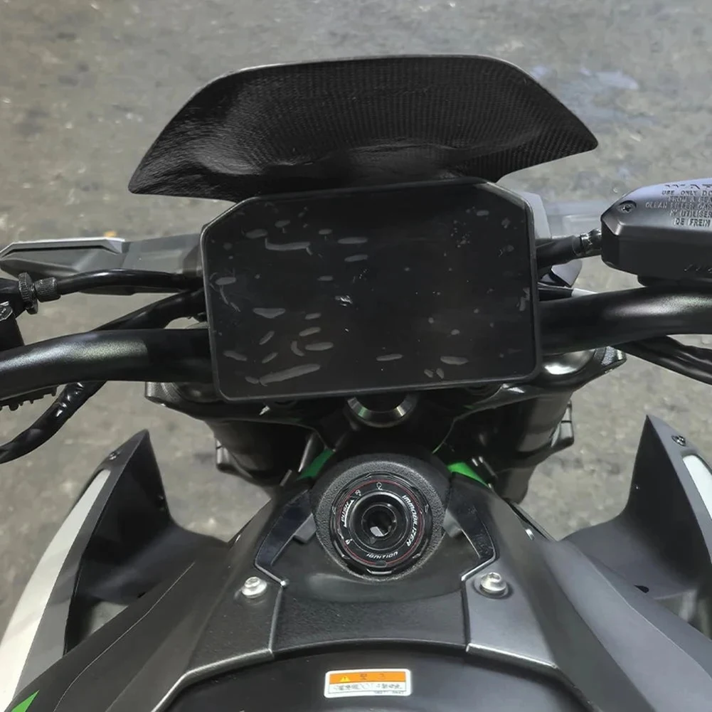 Deflector de aire carbono Kawasaki Z900 2025 – parabrisas moto - imagen 4
