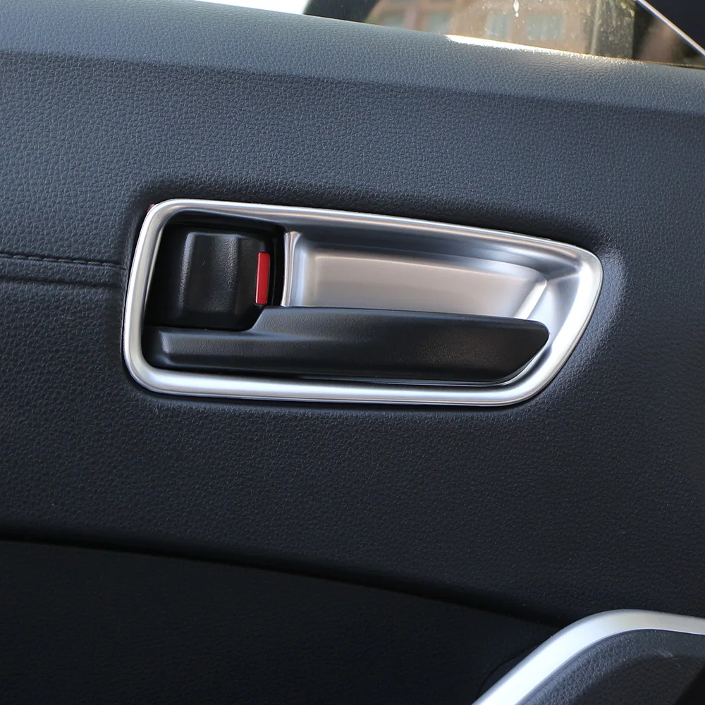 Manecilla de puerta interior Toyota con diseño curvo y fácil montaje - imagen 3