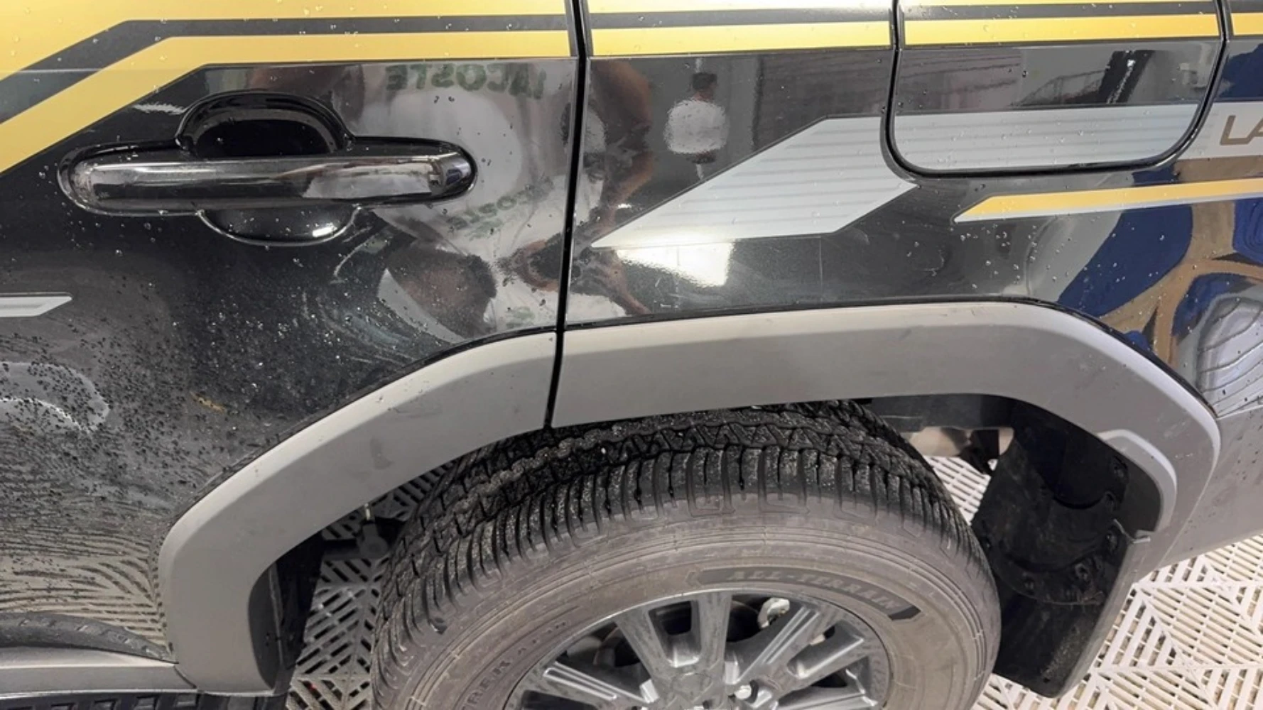 Guardabarros ampliados Toyota Prado LC250 – accesorio de tuning - imagen 3