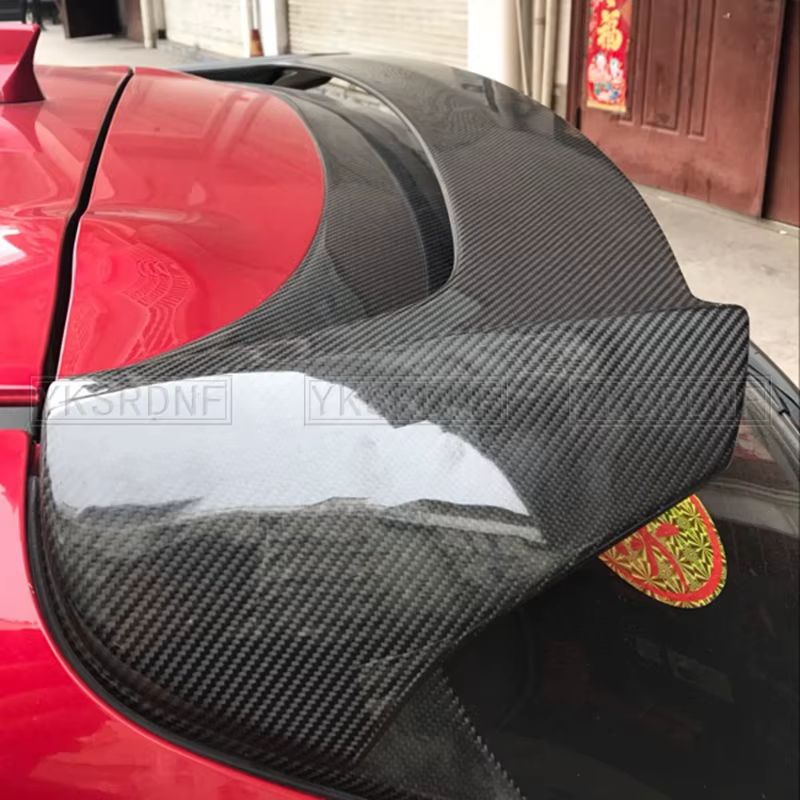 Alerón trasero efecto carbono para Mazda 3 Axela 2014-2018 - imagen 2