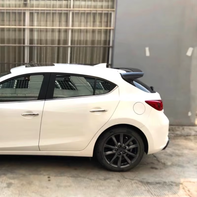 Alerón de techo de carbono para Mazda3 hatchback 2014-2020 - imagen 2