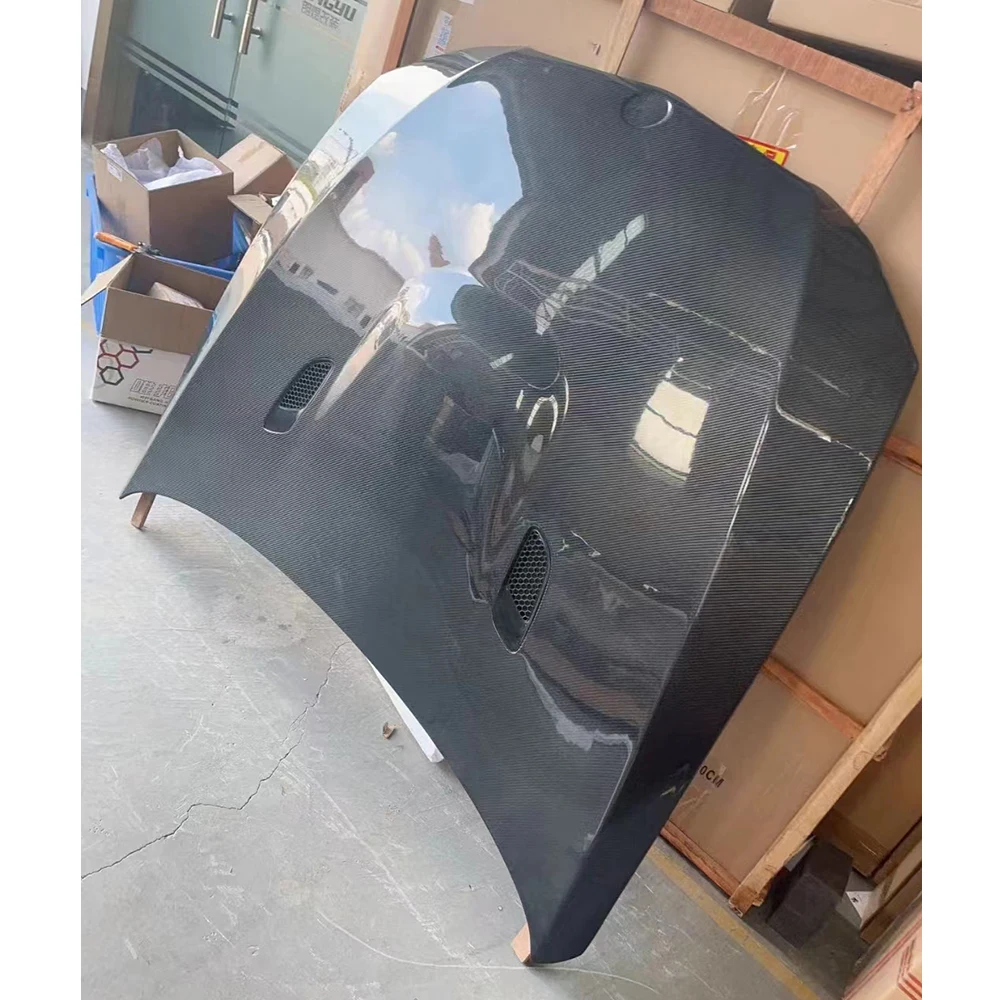 BMW Cubrecapó de fibra de carbono para M3 E92 - imagen 4