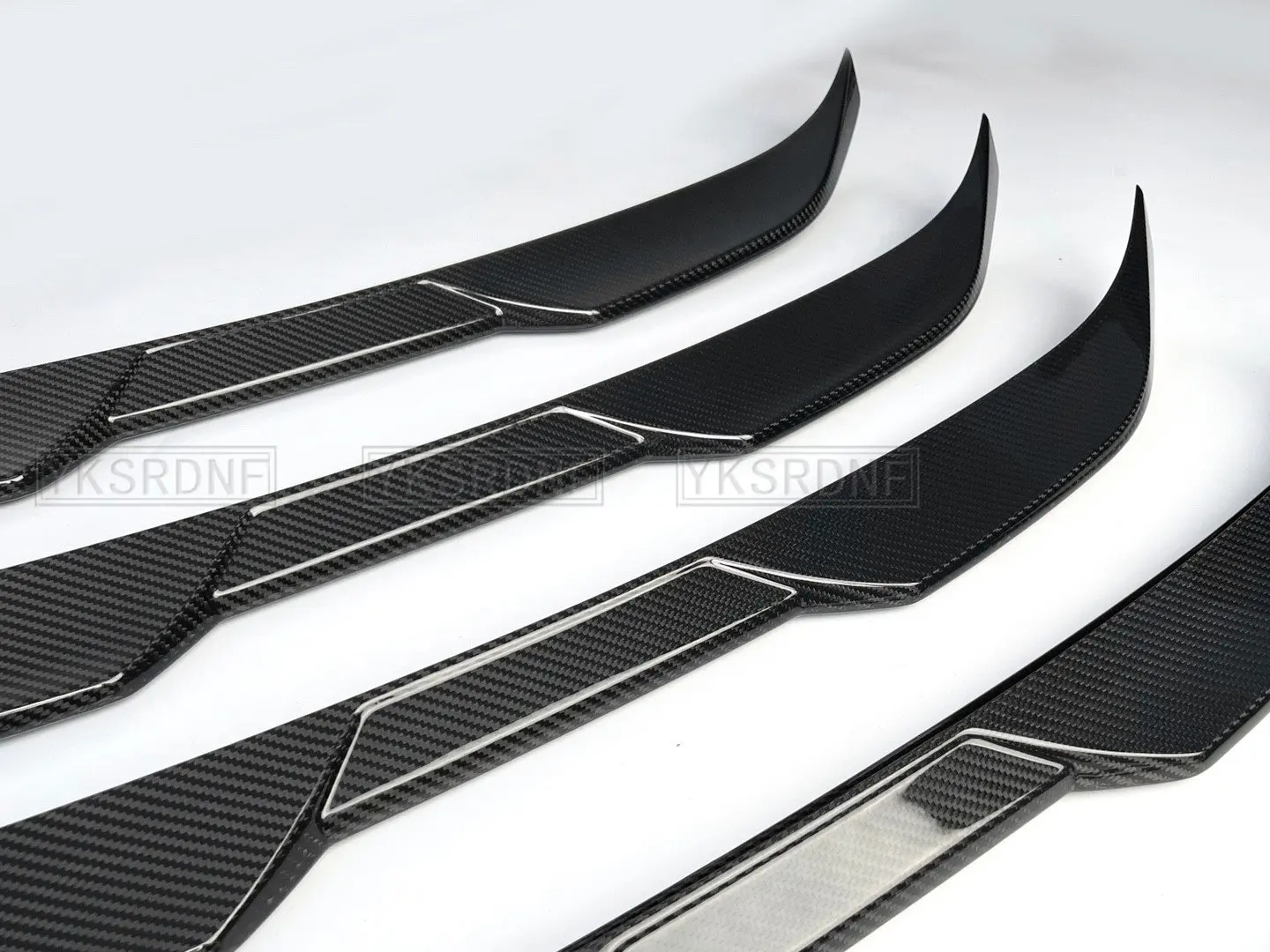 Alerón trasero fijo para BMW Serie 2 G42 y M2 G87 Coupé - imagen 5