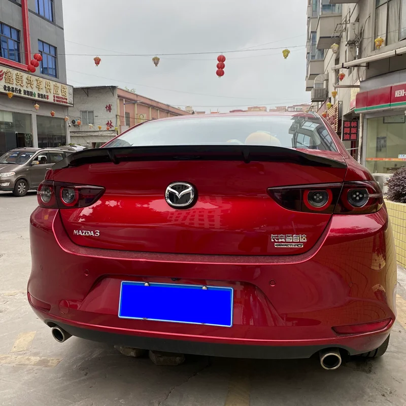 Vista del alerón trasero para Mazda 3
