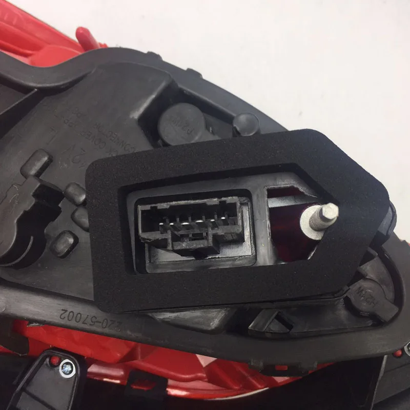 Piloto trasero Peugeot 508 (2011-2014) - imagen 3