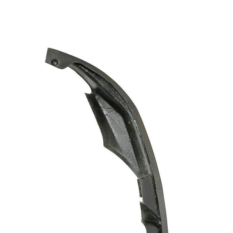 Labio carbono F90 M5 LCI estilo Mp detalle