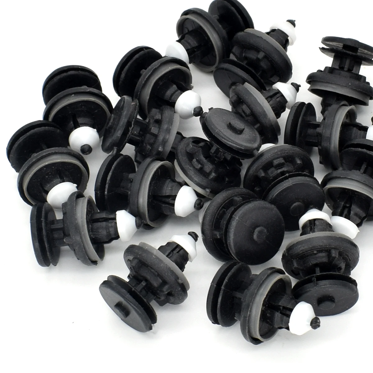 Clips de sujeción de nailon 8 mm para Ford Kuga, C-Max y Focus - imagen 2