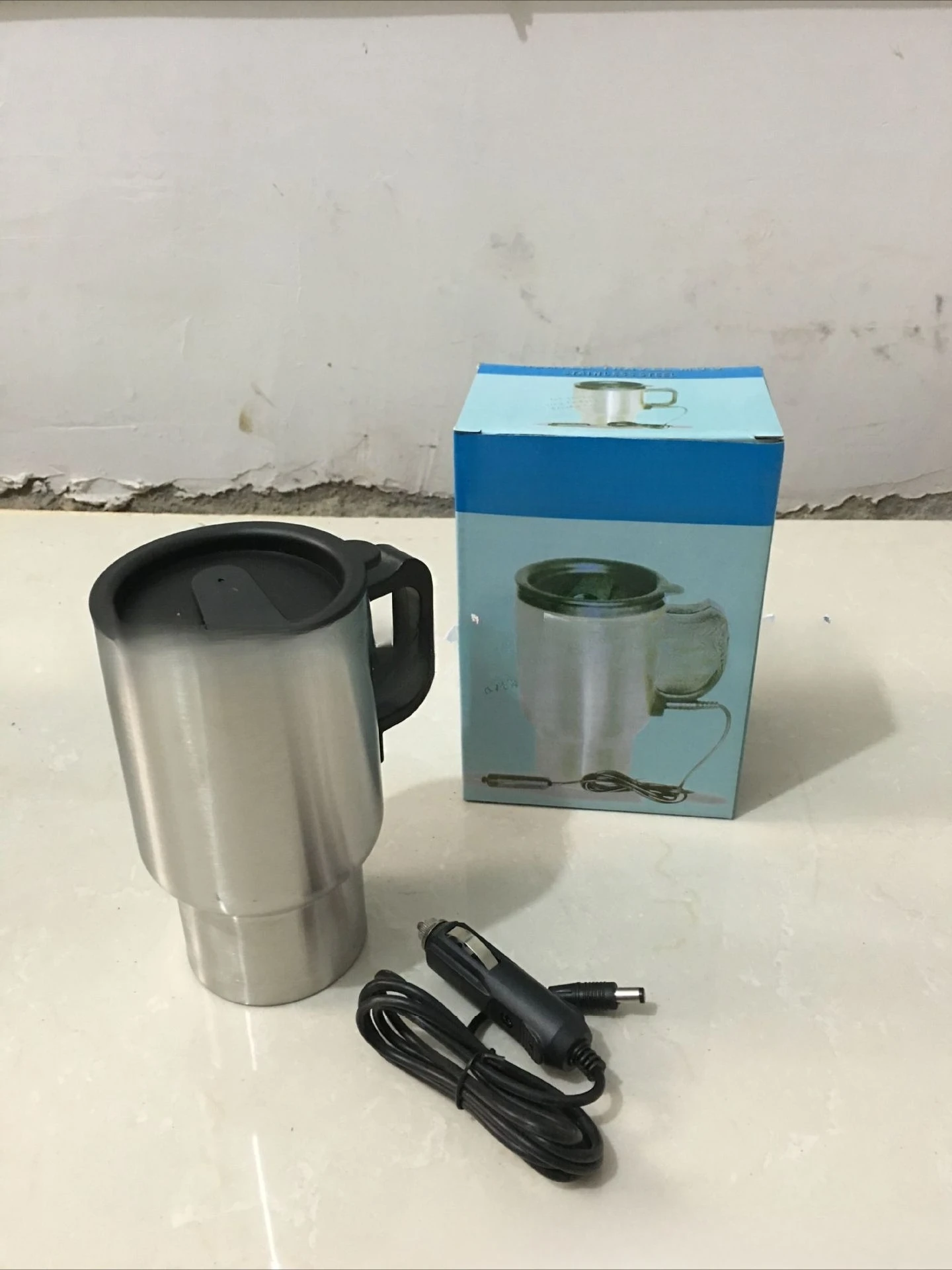 Taza eléctrica de 12 V con base antideslizante