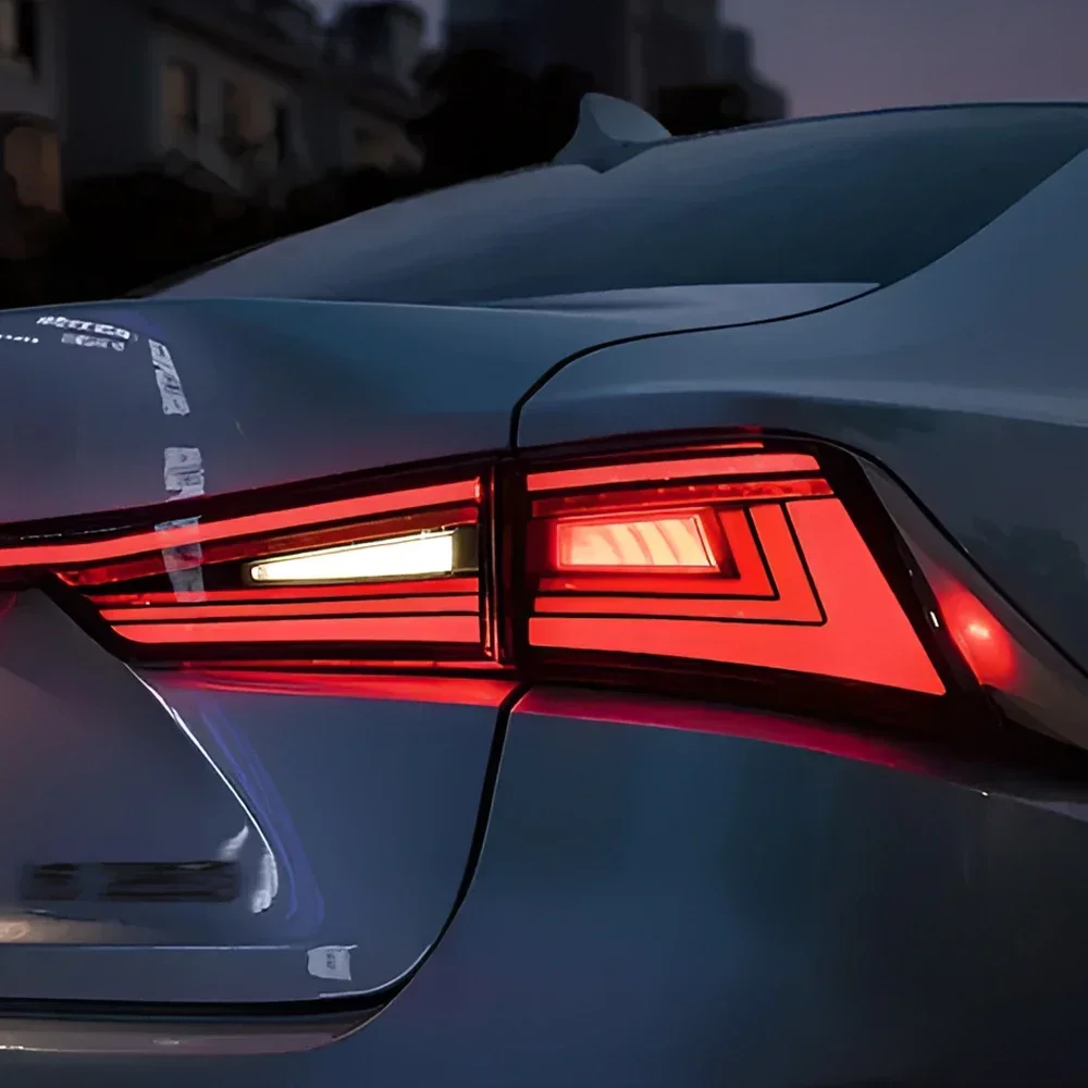 Faro trasero LED dinámico Lexus IS250 IS350 (2013-2020) - imagen 2