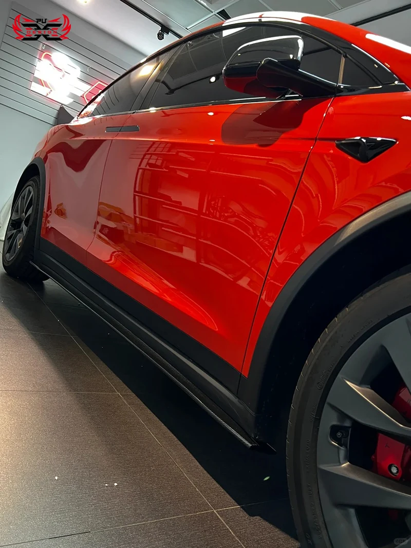 Faldones laterales de fibra de carbono para Tesla Model X - imagen 3