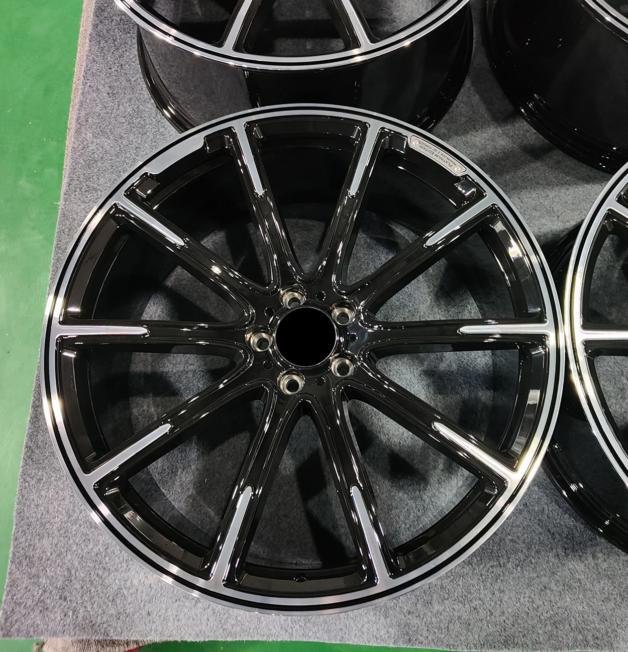 Llanta forjada 5x112 radios elegante – Mercedes-Benz – nueva aleación 17″ - imagen 2