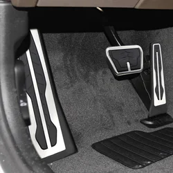 Pedalera BMW Serie 5 G30/G31 con cubierta de acero inoxidable
