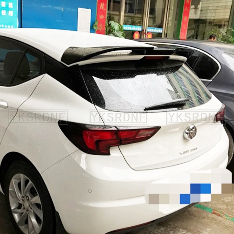 Alerón trasero ABS Opel Astra K