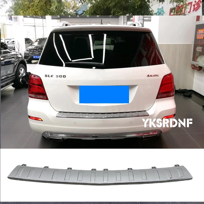 Protector de parachoques trasero instalado en un Mercedes-Benz GLK
