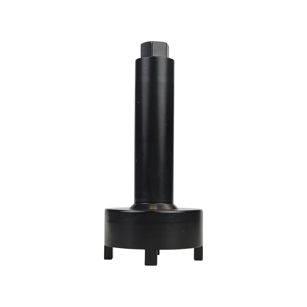 Llave aplicada a transmisión Mercruiser Alpha One