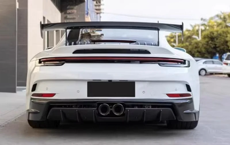 Alerón trasero carbono GT3 992 doble cubierta – Porsche Carrera 911 992 - imagen 2