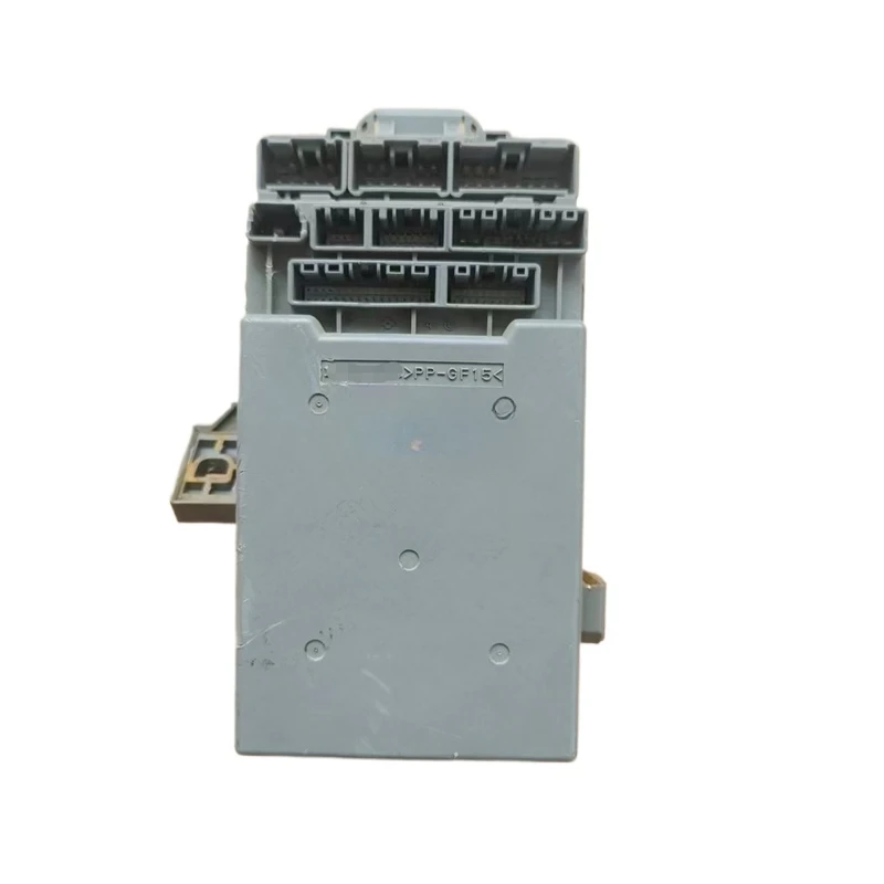 Caja de fusibles del panel de instrumentos Honda CR-V 2007-2011 - imagen 2